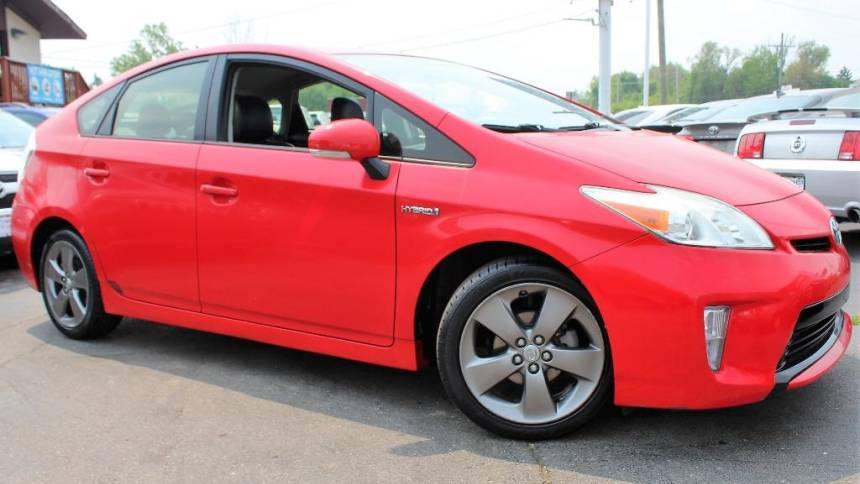 2015 Toyota Prius Four — Hatchback — 100,372 mi — Mundelein, IL