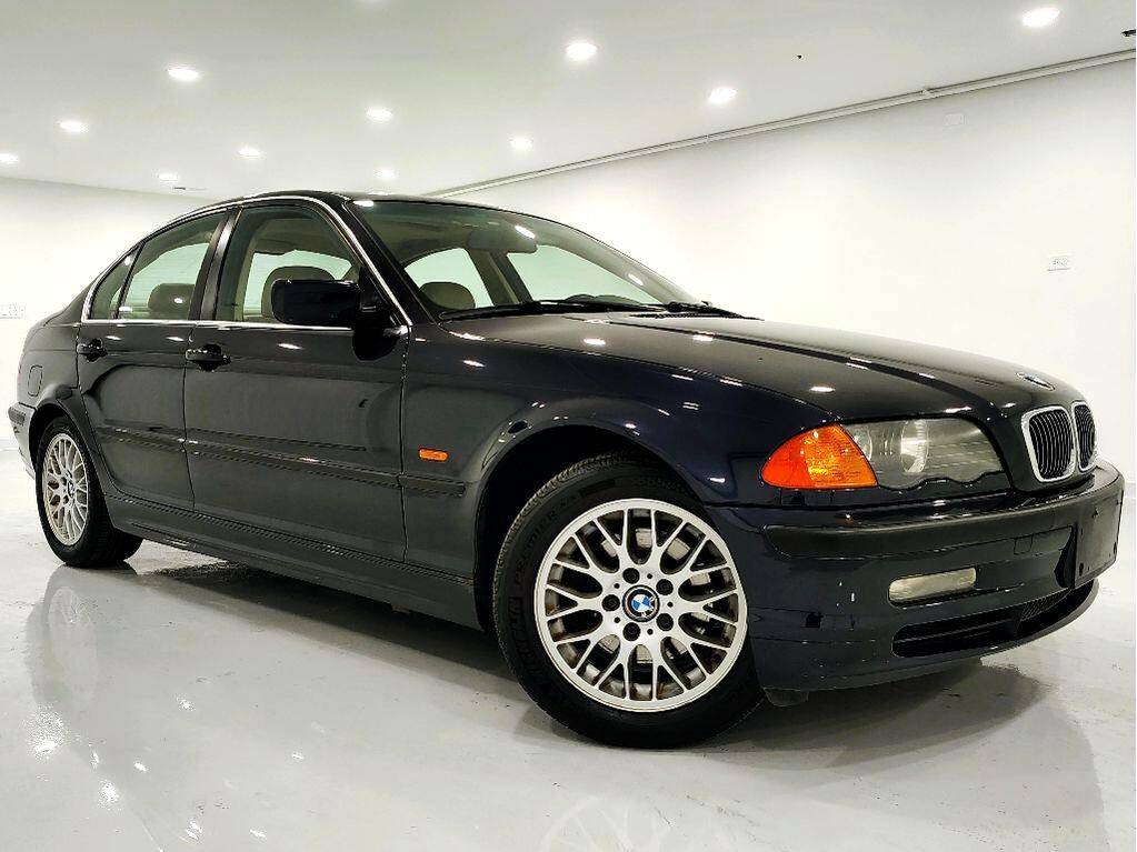 2000 BMW 3 Series 328i — Sedan — 81,993 mi — Mundelein, IL