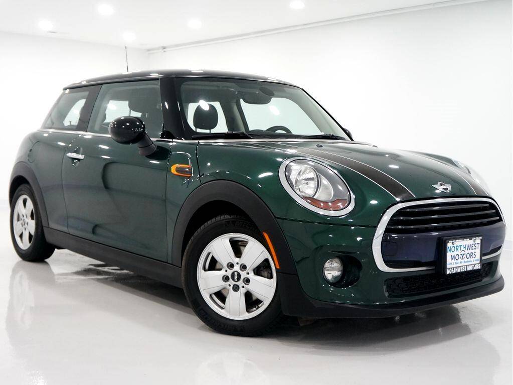 2017 MINI Hardtop Cooper — Hatchback — 50,715 mi — Mundelein, IL