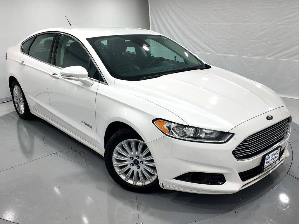 2016 Ford Fusion Hybrid SE — Sedan — 112,717 mi — Mundelein, IL