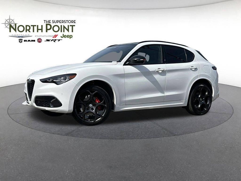 2025 Alfa Romeo Stelvio