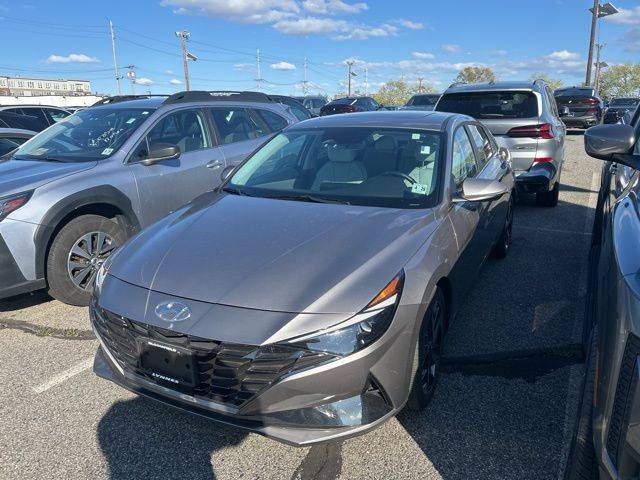 2023 Hyundai Elantra Limited — Sedan — 14,040 mi — Bloomfield, NJ