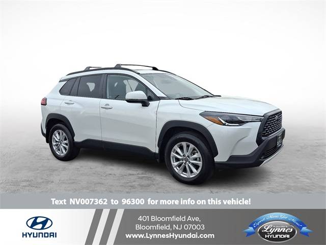 2022 Toyota Corolla Cross LE — SUV — 9,944 mi — Bloomfield, NJ