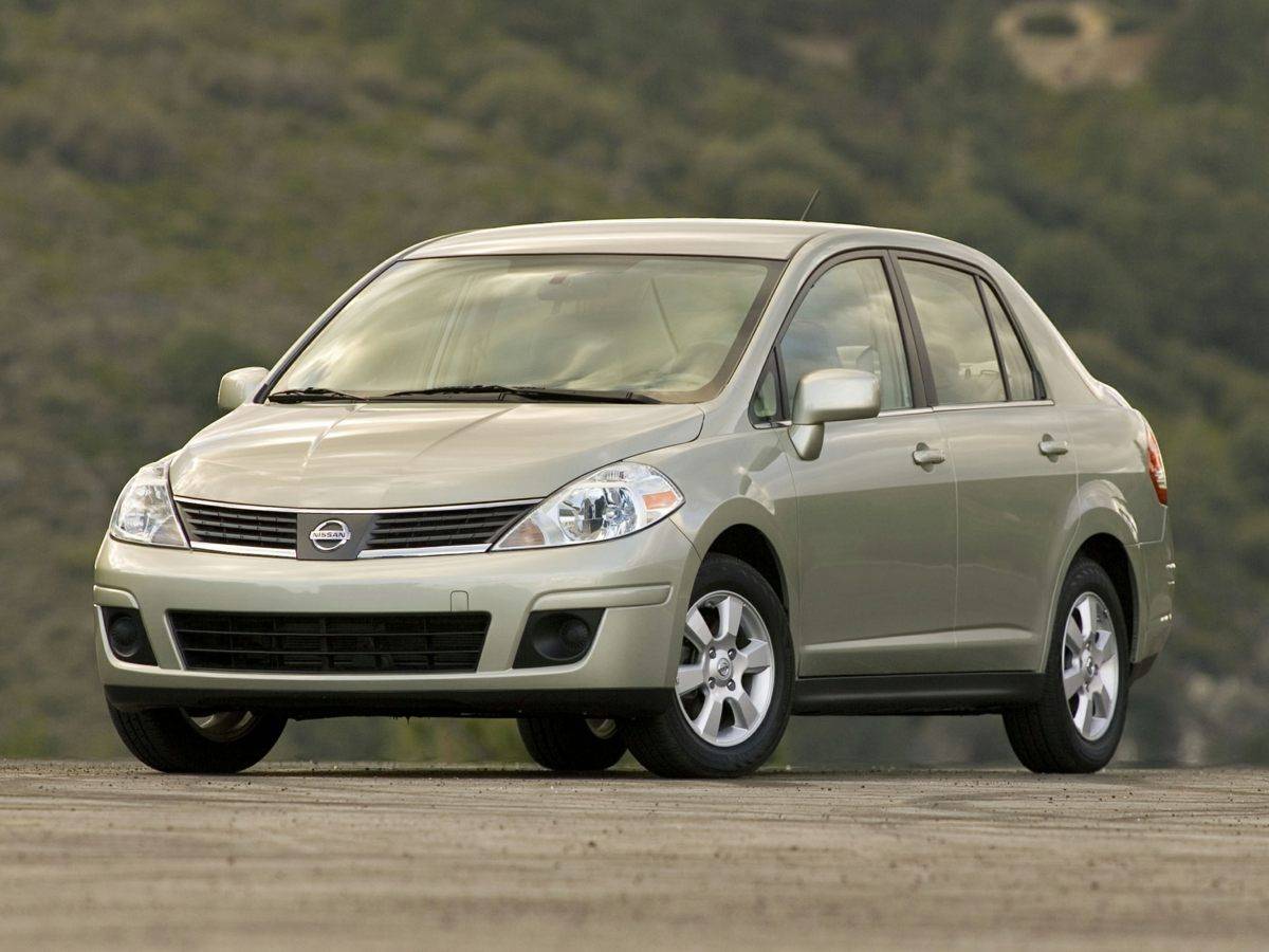 2010 Nissan Versa 1.8 SL — Sedan — 26,500 mi — Bloomfield, NJ