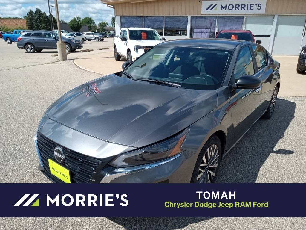 2025 Nissan Altima SV — Sedan — 10,378 mi — Tomah, WI