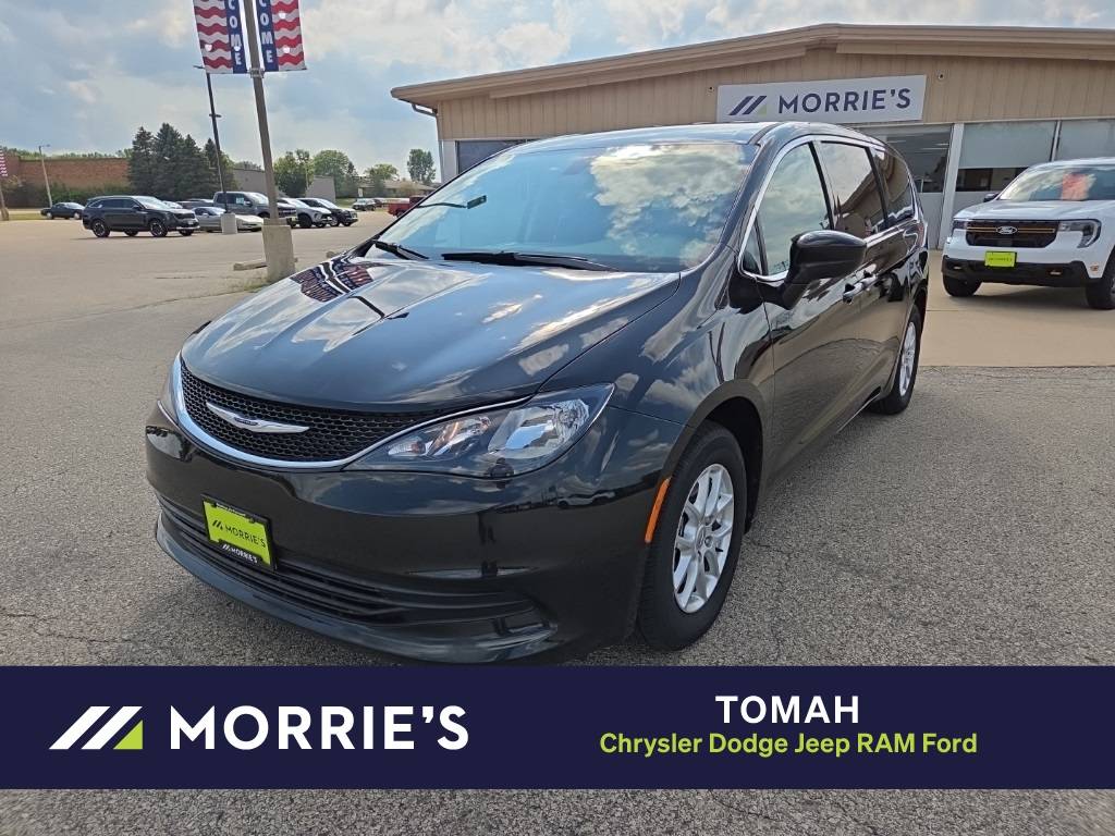 2020 Chrysler Voyager LX — Minivan — 61,912 mi — Tomah, WI
