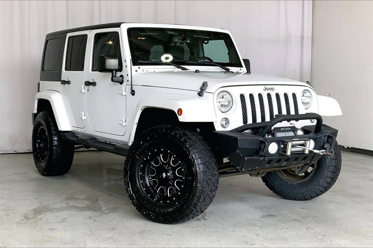 2015 Jeep Wrangler Sahara — SUV — 44,328 mi — Houston, TX