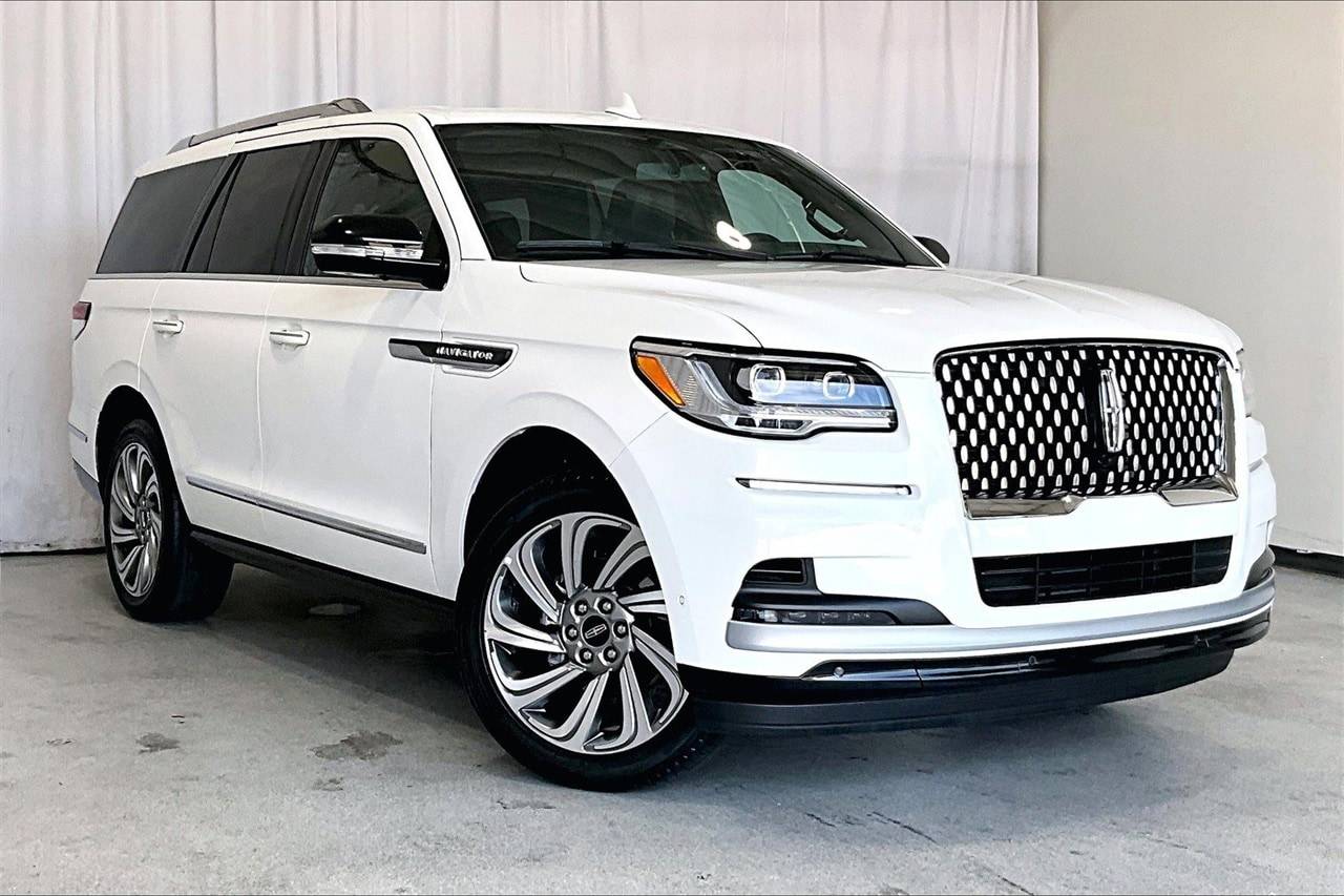 2023 Lincoln Navigator Reserve — SUV — 40,933 mi — Houston, TX