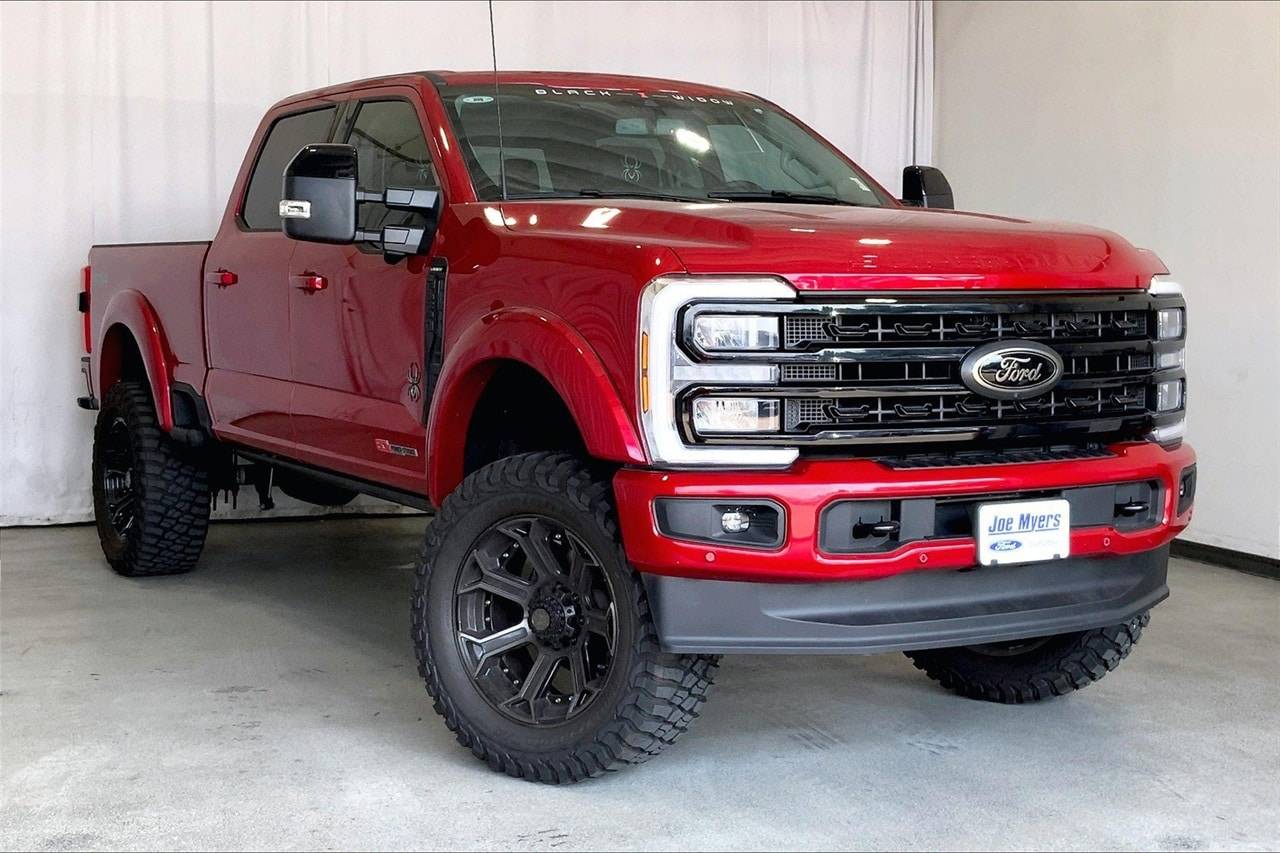 2024 Ford Super Duty F-250 LARIAT — Pickup Truck — 7,098 mi — Houston, TX