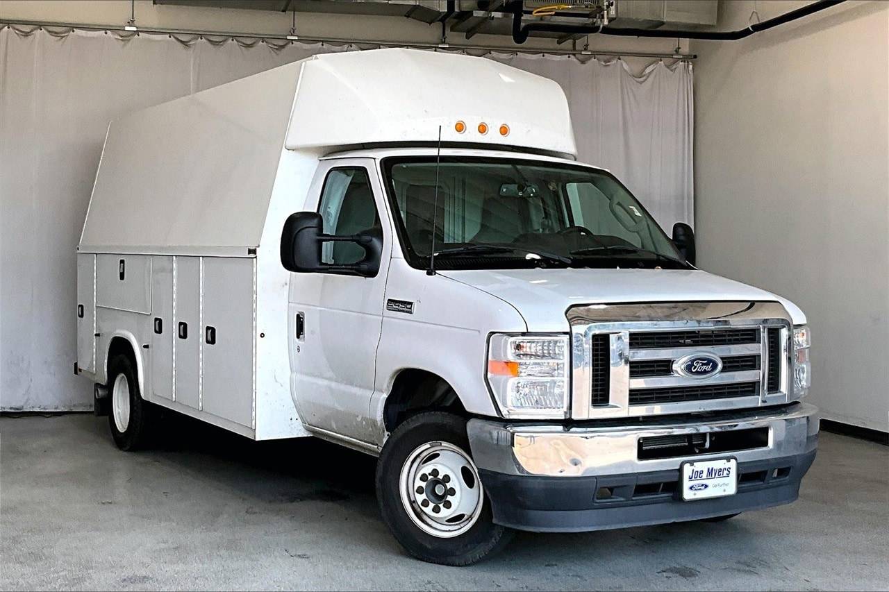 2023 Ford E-Series Cutaway Base — Chassis Cab Truck — 7,982 mi — Houston, TX