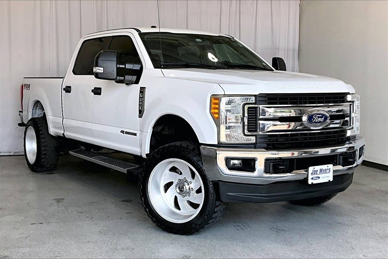 2017 Ford Super Duty F-250 XL — Pickup Truck — 152,331 mi — Houston, TX