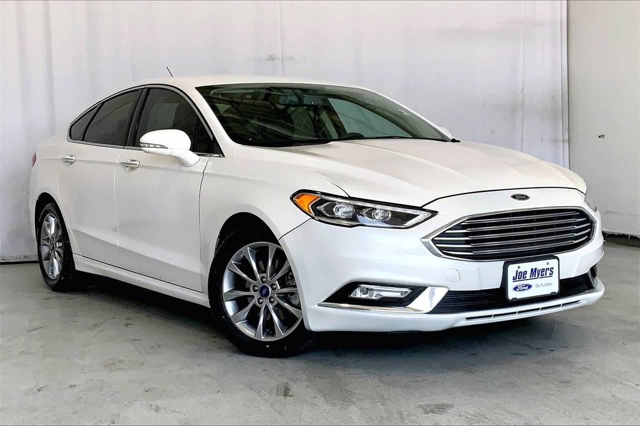 2017 Ford Fusion SE — Sedan — 90,274 mi — Houston, TX