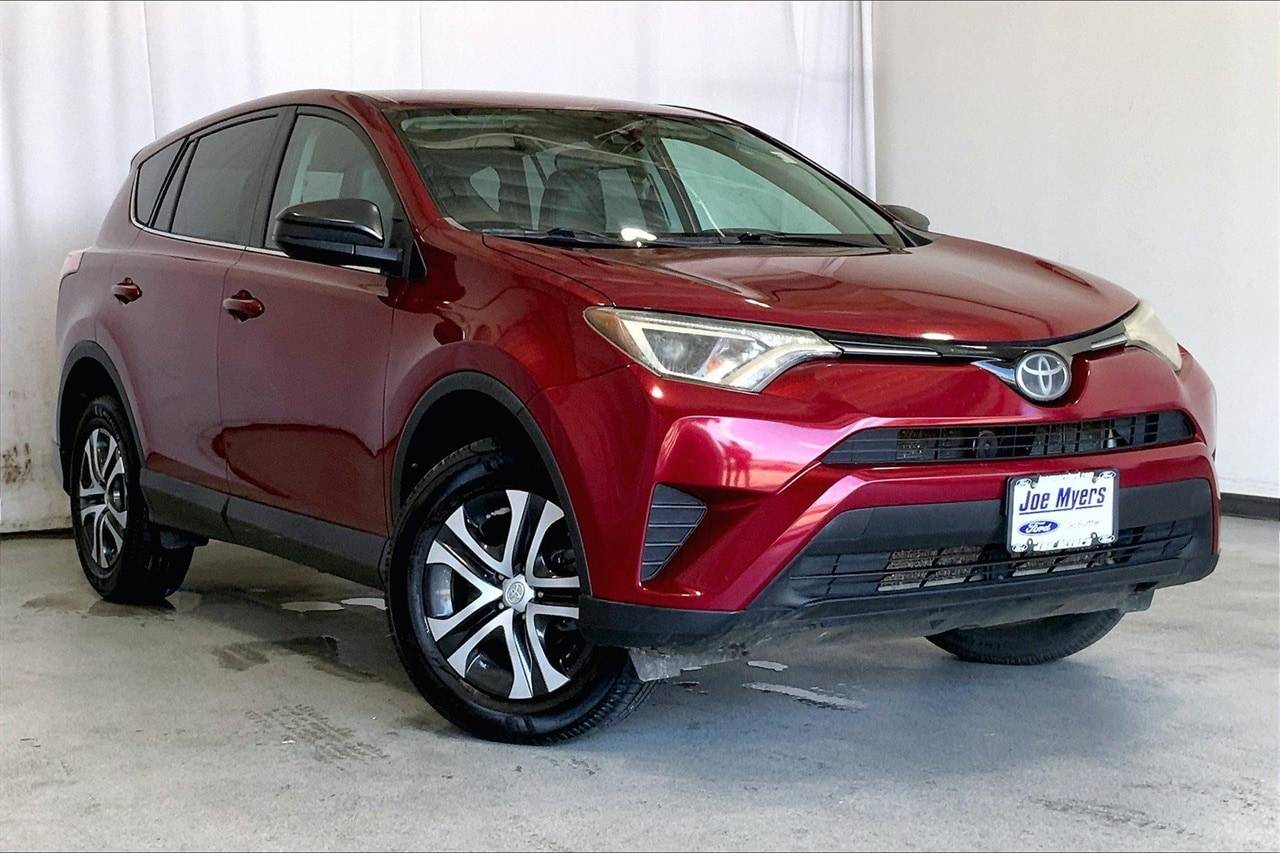 2018 Toyota RAV4 LE — SUV — 129,798 mi — Houston, TX