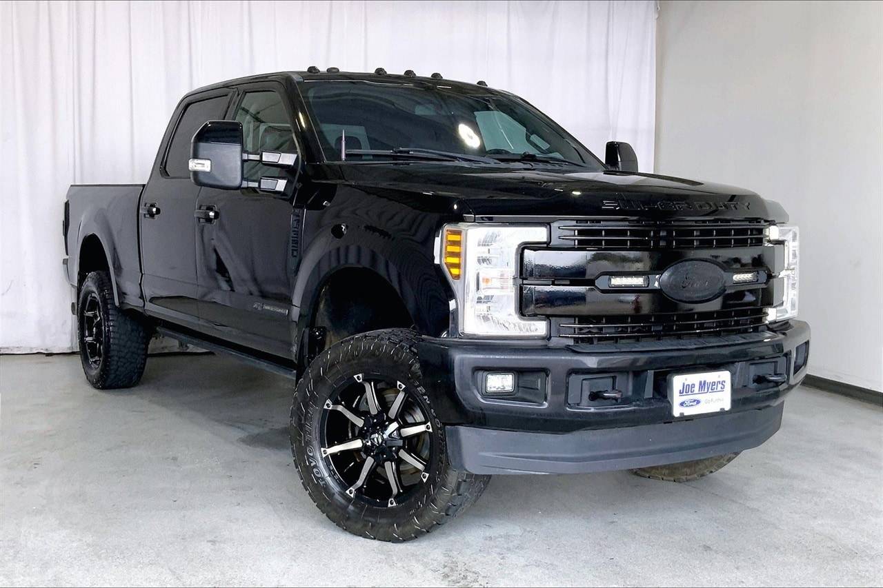 2018 Ford Super Duty F-350 Lariat — Pickup Truck — 134,868 mi — Houston, TX