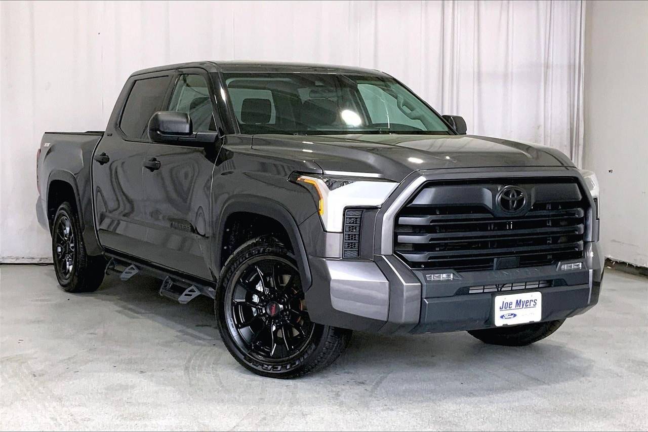 2023 Toyota Tundra SR5 — Pickup Truck — 29,784 mi — Houston, TX