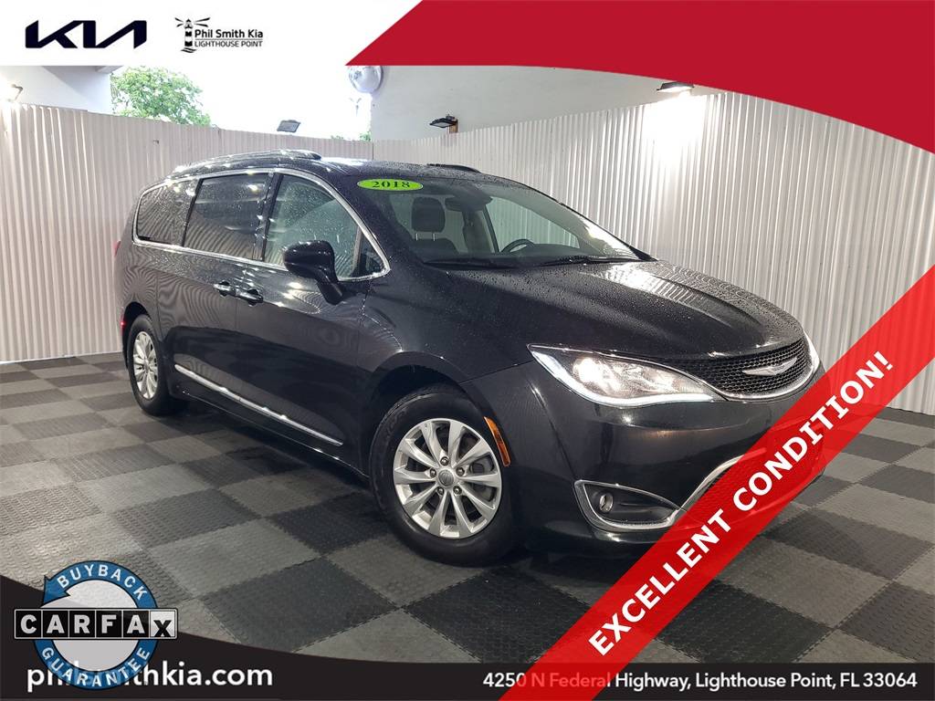2018 Chrysler Pacifica Touring L — Minivan — 54,939 mi — Lighthouse Point, FL