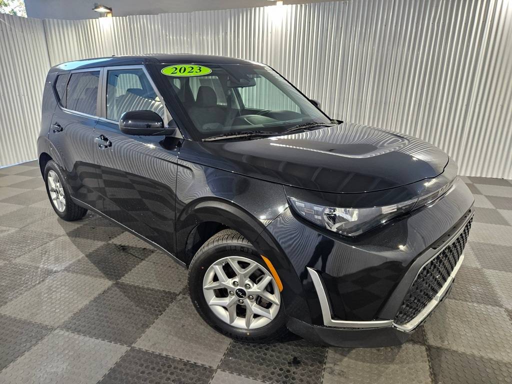 2023 Kia Soul LX — Hatchback — 28,699 mi — Lighthouse Point, FL