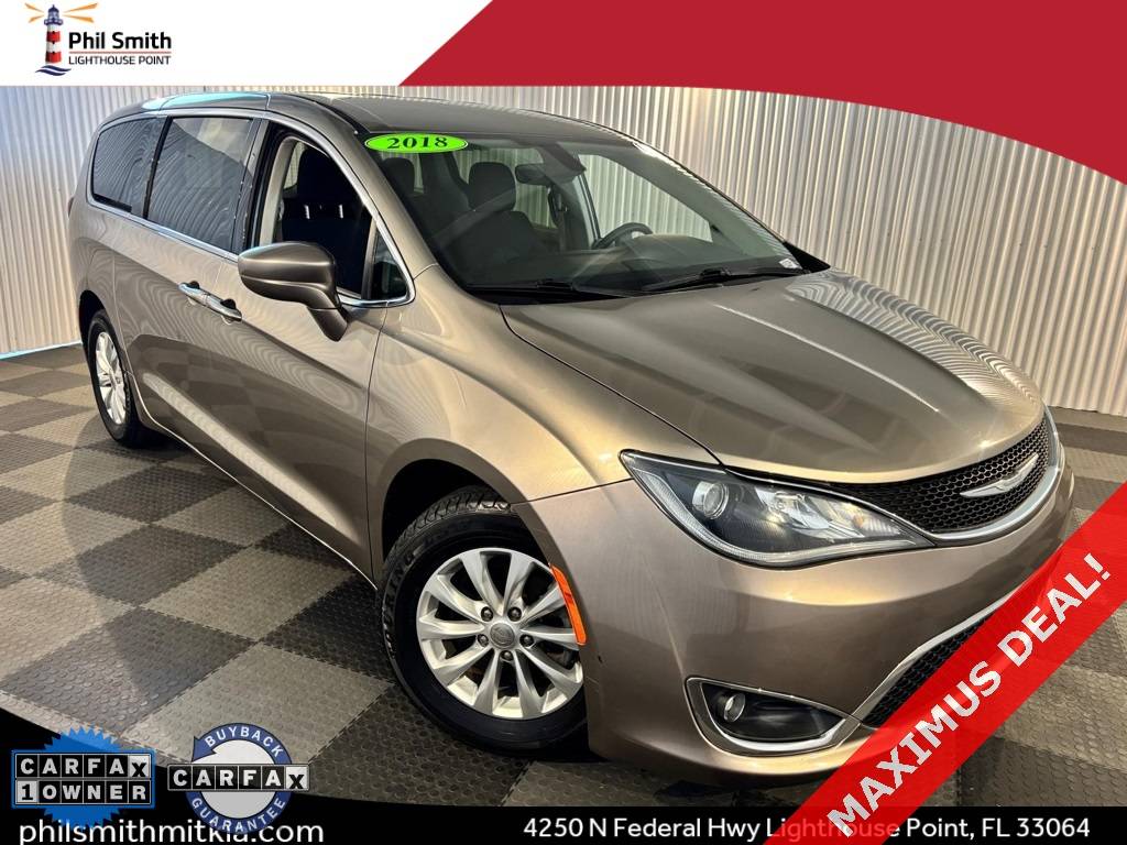 2018 Chrysler Pacifica Touring Plus — Minivan — 46,913 mi — Lighthouse Point, FL