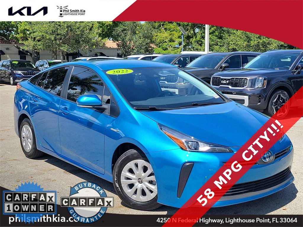 2022 Toyota Prius L Eco — Hatchback — 33,680 mi — Lighthouse Point, FL