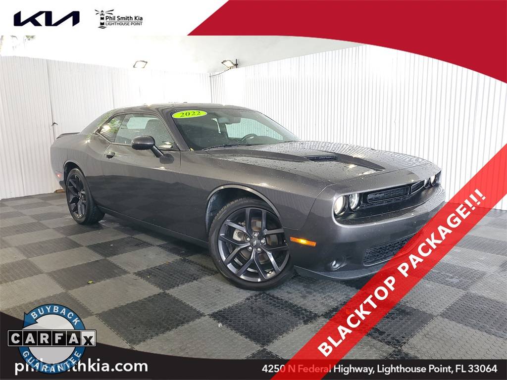 2022 Dodge Challenger SXT — Coupe — 60,328 mi — Lighthouse Point, FL