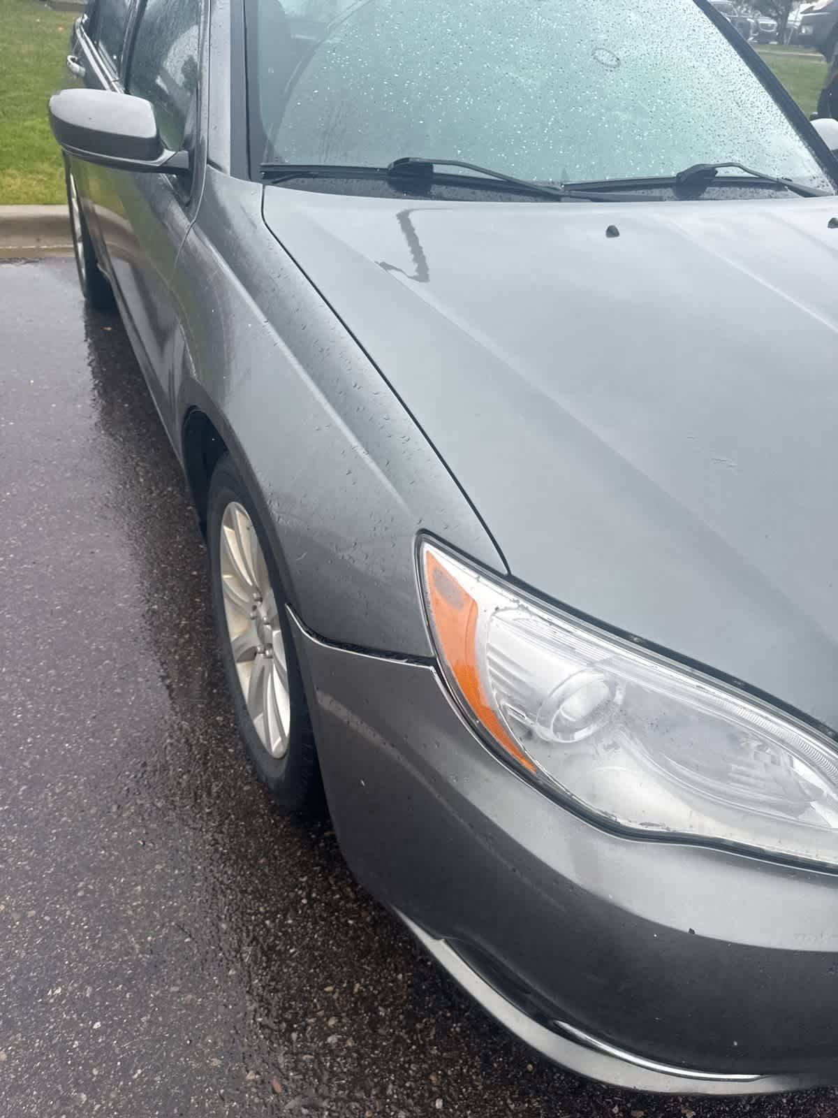 2013 Chrysler 200 Limited — Sedan — 107,515 mi — Troy, MI