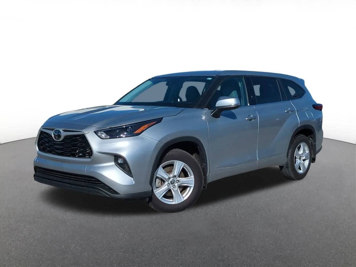 2022 Toyota Highlander LE — SUV — 25,064 mi — Troy, MI