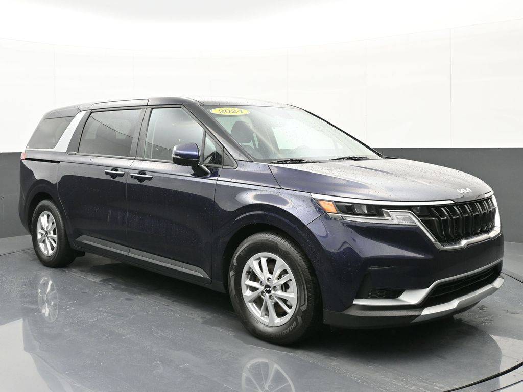 2024 Kia Carnival LXS — Minivan — 19,396 mi — Cookeville, TN