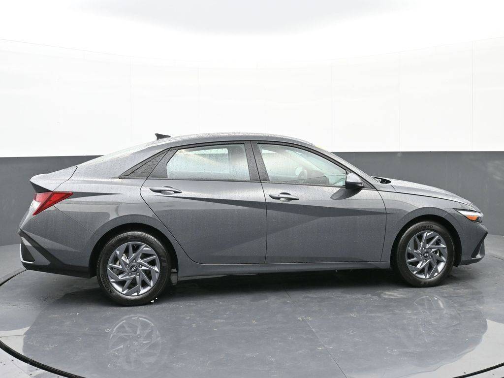 2024 Hyundai Elantra SEL — Sedan — 6,256 mi — Cookeville, TN
