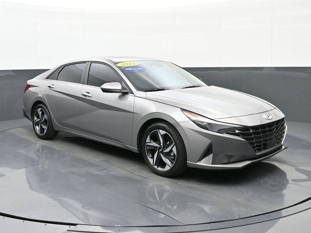 2023 Hyundai Elantra Limited — Sedan — 16,288 mi — Cookeville, TN