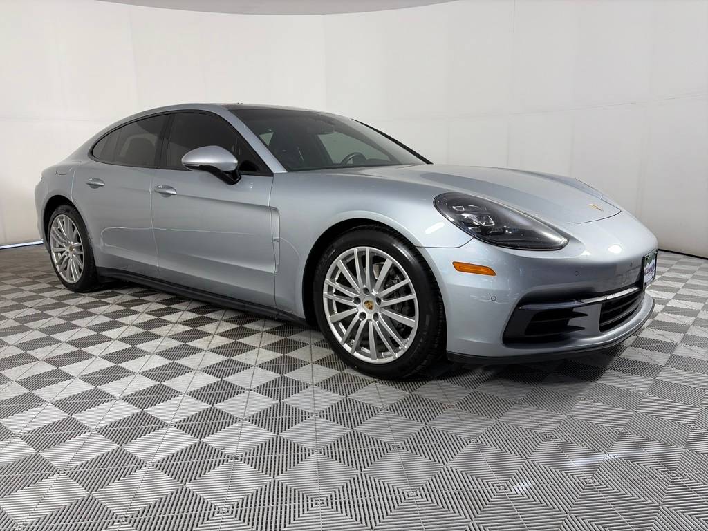 2019 Porsche Panamera