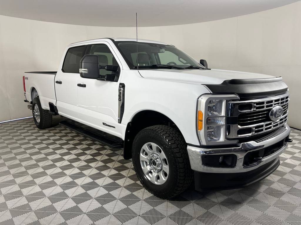 2023 Ford Super Duty F-350 XLT — Pickup Truck — 20,697 mi — Littleton, CO