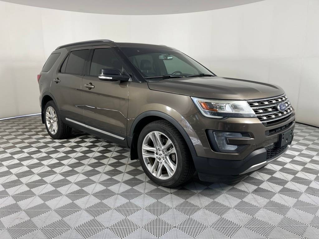2016 Ford Explorer XLT — SUV — 124,014 mi — Littleton, CO