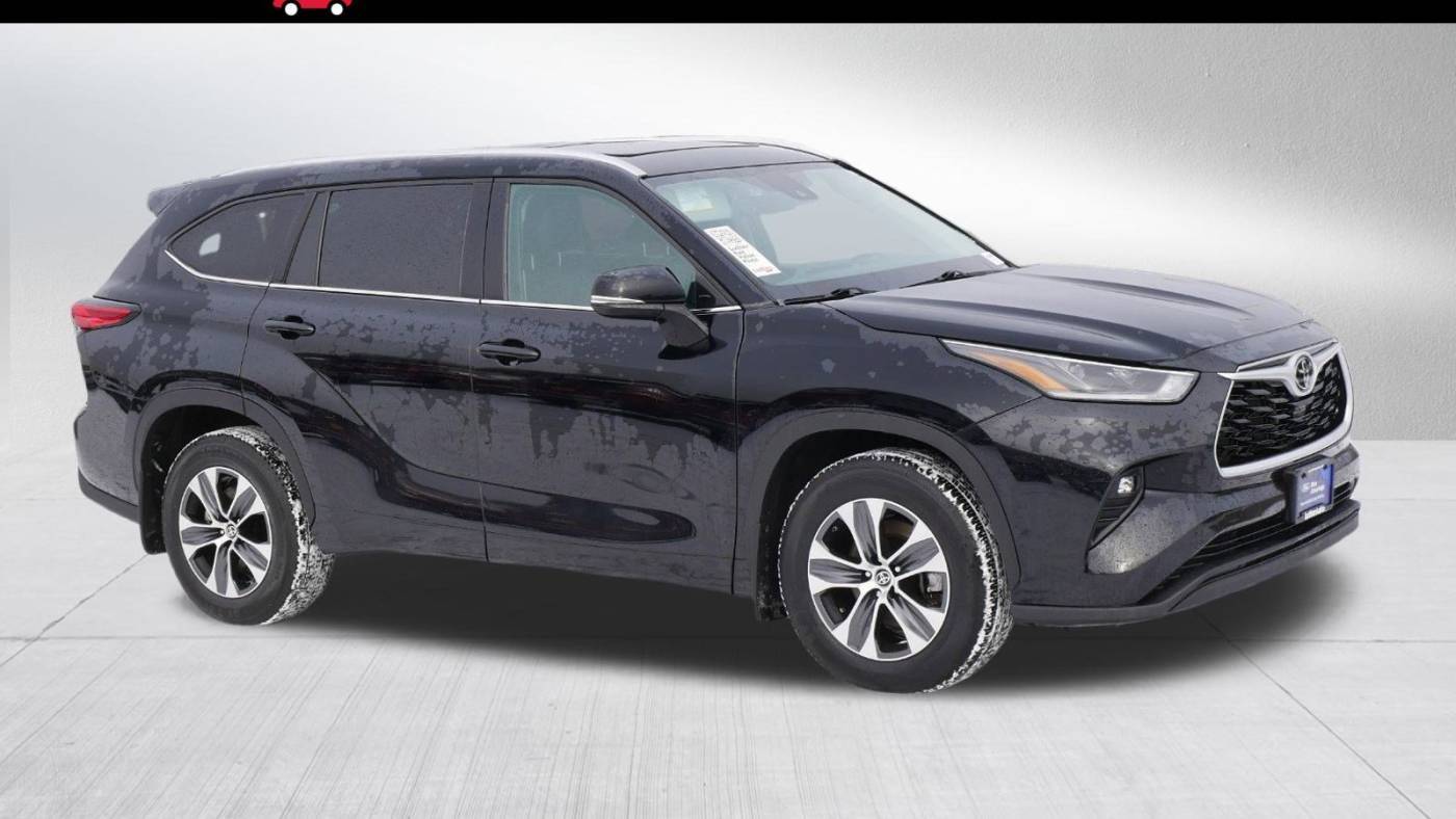 2021 Toyota Highlander XLE — SUV — 63,034 mi — Coon Rapids, MN