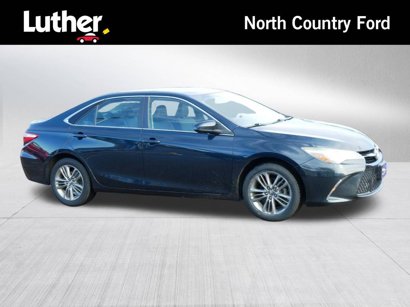 2016 Toyota Camry SE — Sedan — 126,051 mi — Coon Rapids, MN