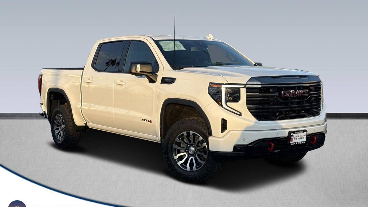 2023 GMC Sierra 1500 AT4 — Pickup Truck — 35,075 mi — Anaheim, CA