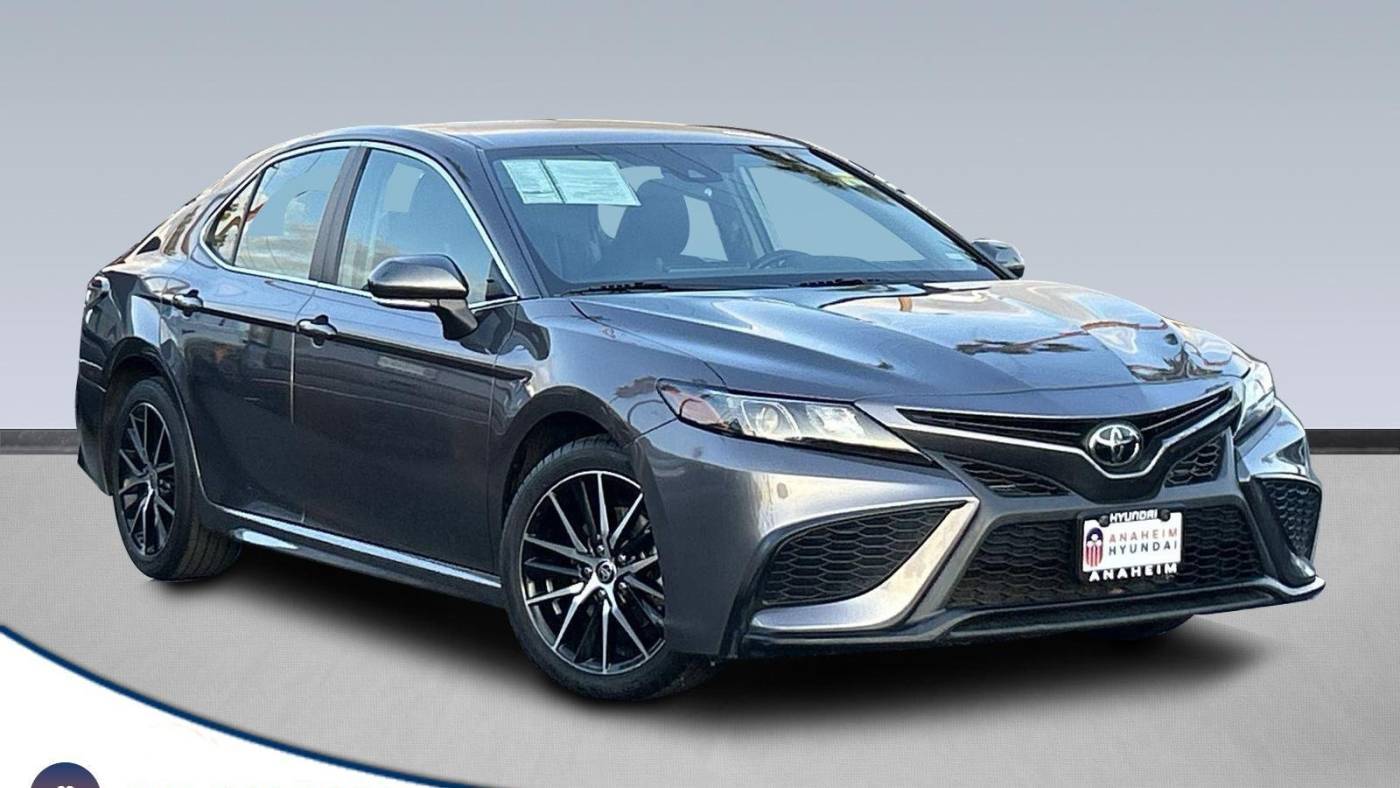 2022 Toyota Camry SE — Sedan — 52,813 mi — Anaheim, CA