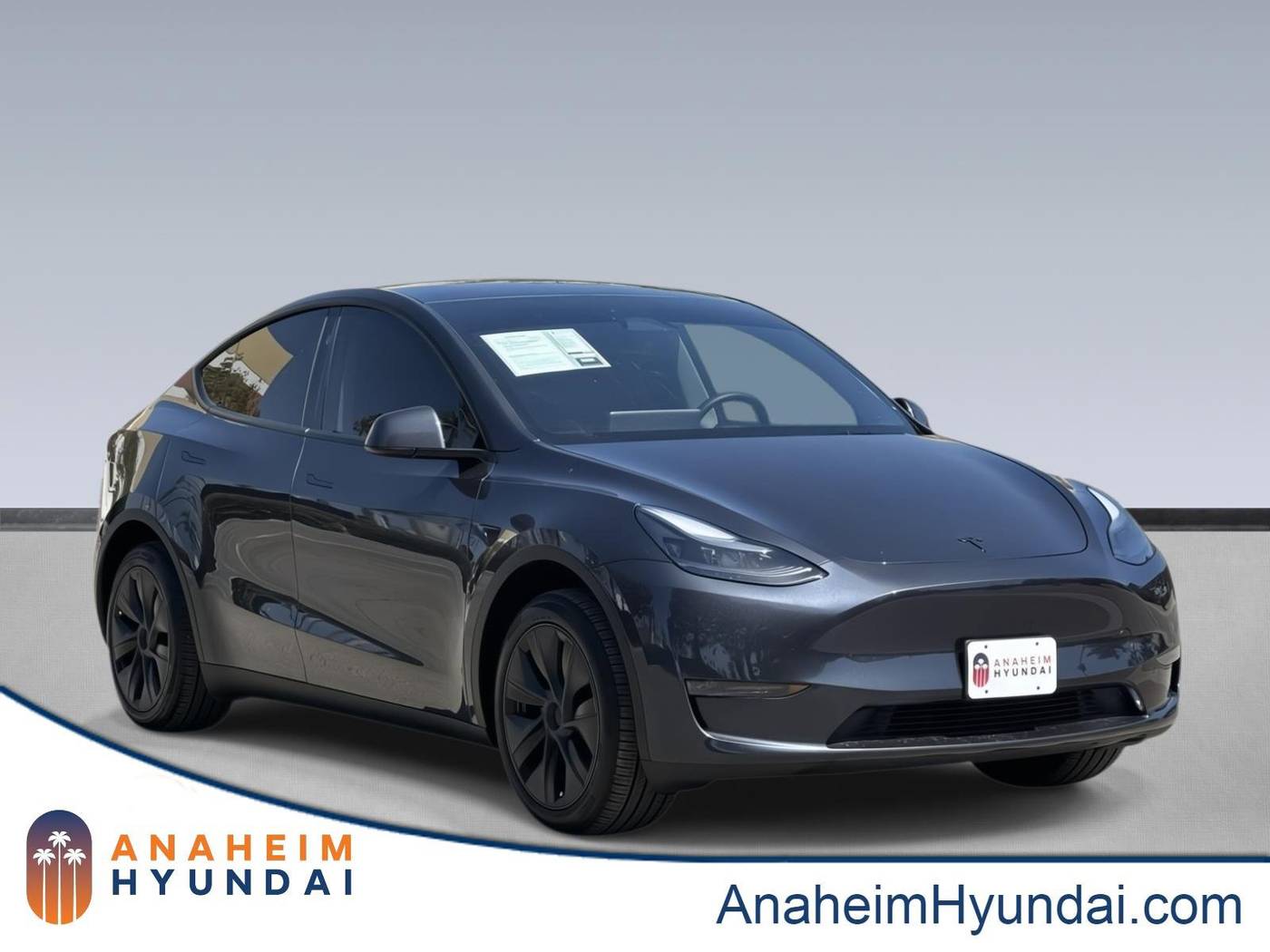 2025 Tesla Model Y Long Range — SUV — 8,257 mi — Anaheim, CA