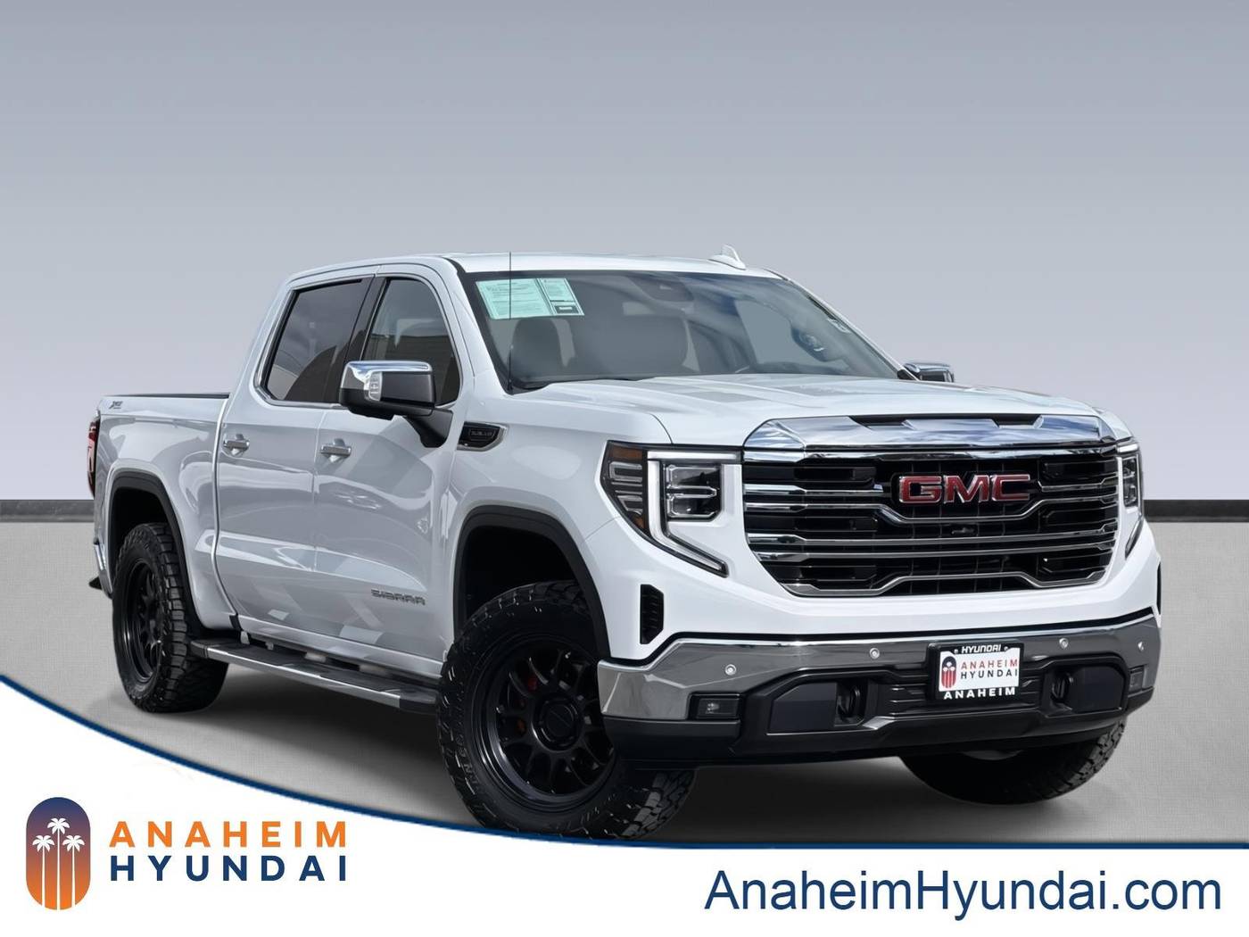 2022 GMC Sierra 1500 SLT — Pickup Truck — 31,965 mi — Anaheim, CA