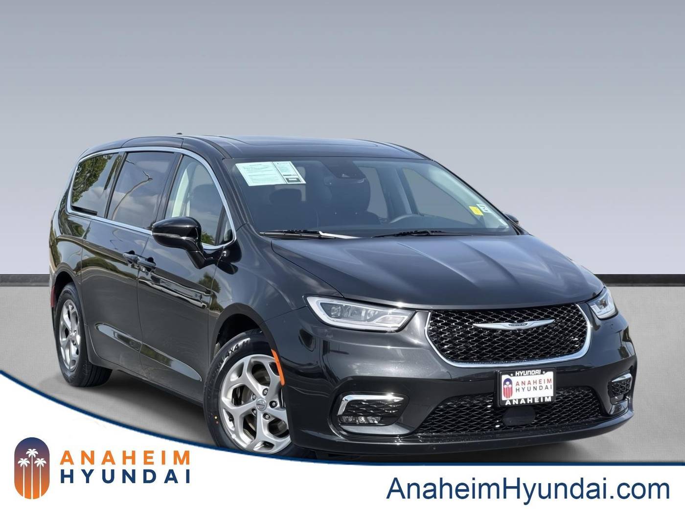 2024 Chrysler Pacifica Limited — Minivan — 63,510 mi — Anaheim, CA