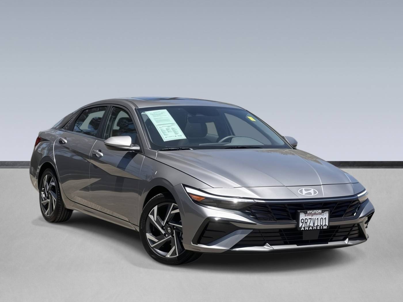 2024 Hyundai Elantra SEL — Sedan — 3,286 mi — Anaheim, CA