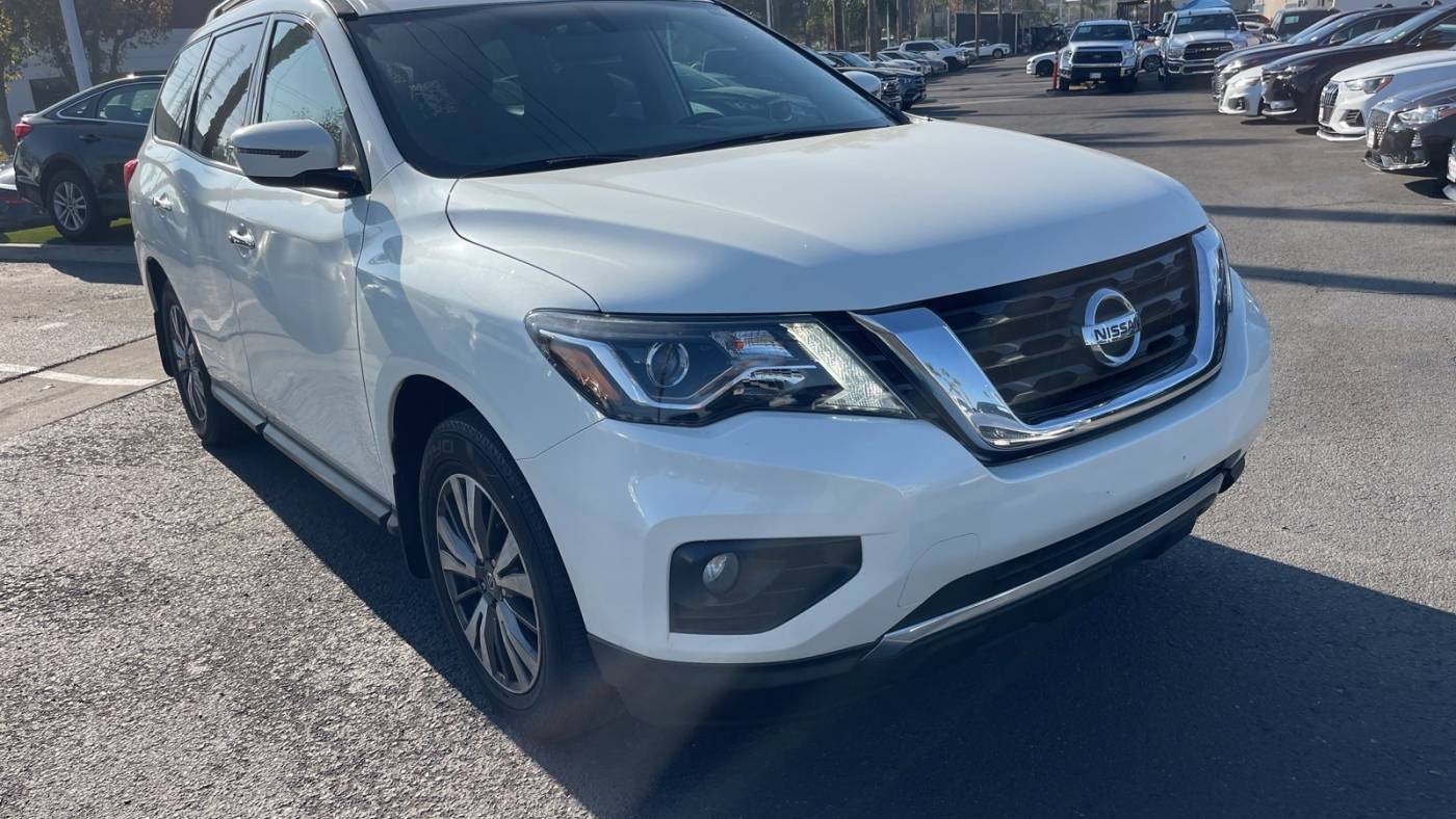 2020 Nissan Pathfinder SV — SUV — 40,591 mi — Anaheim, CA