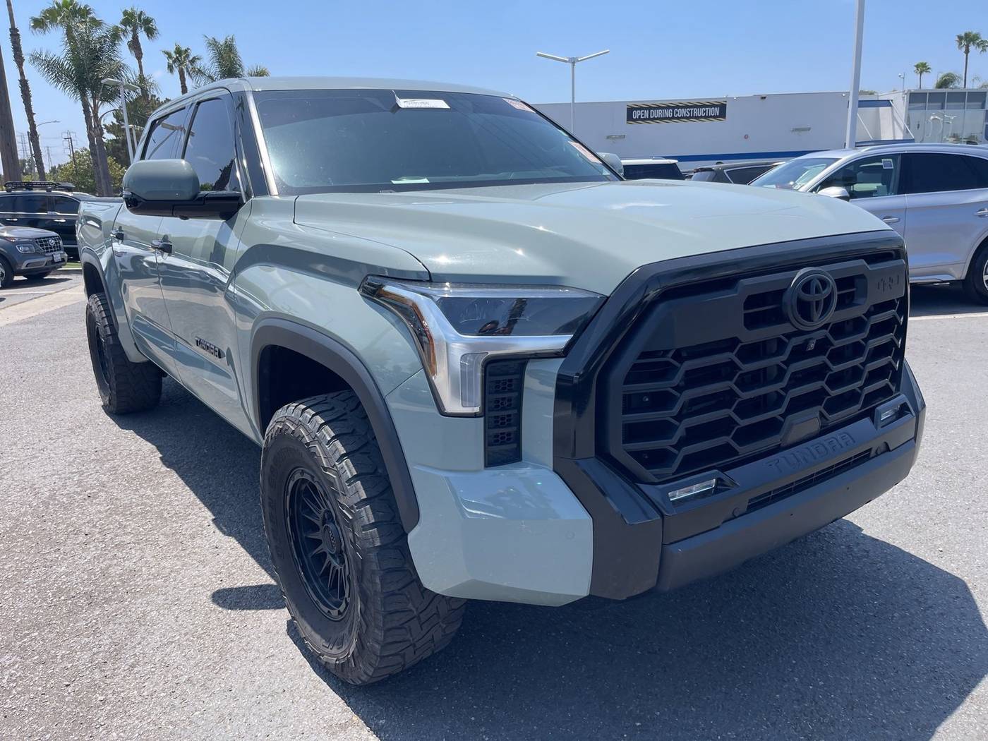 2023 Toyota Tundra Limited — Pickup Truck — 23,423 mi — Anaheim, CA