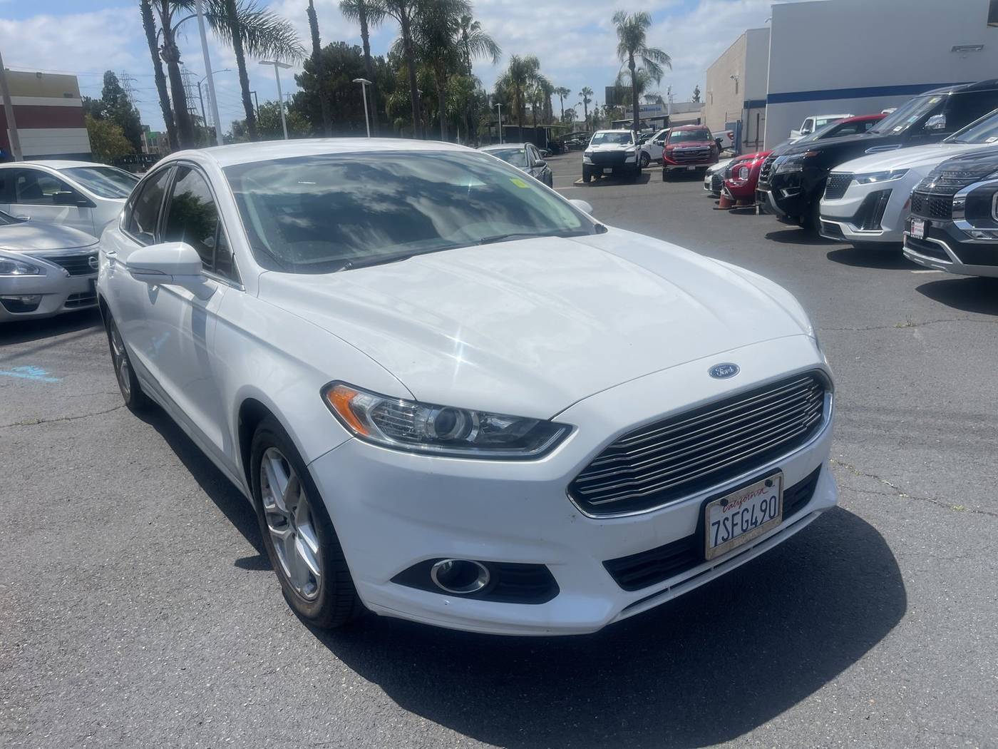 2016 Ford Fusion SE — Sedan — 105,077 mi — Anaheim, CA