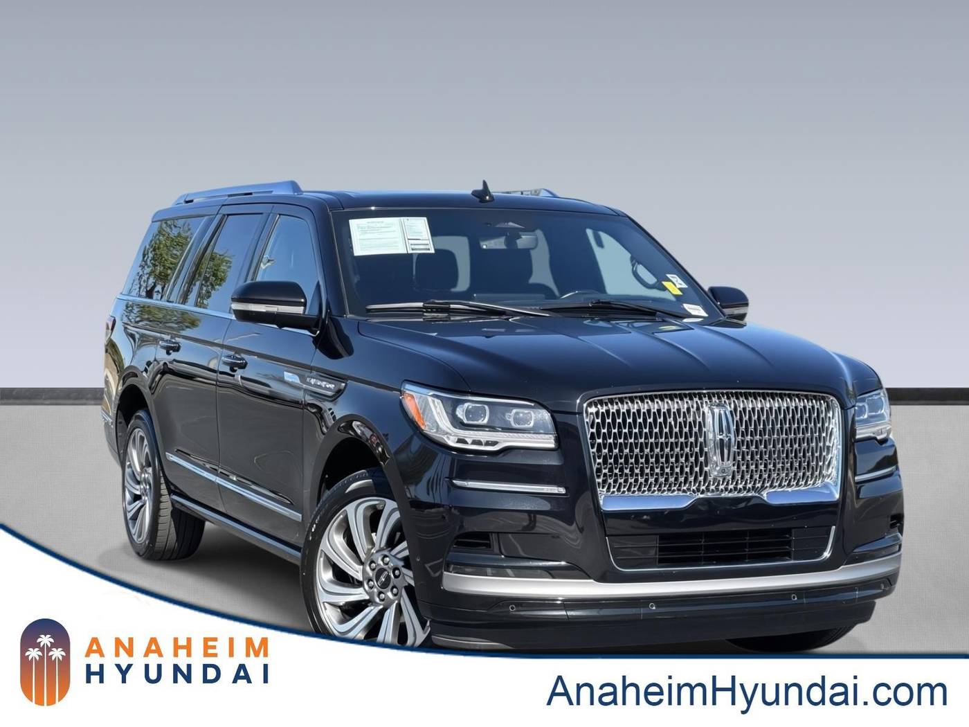 2023 Lincoln Navigator Reserve — SUV — 61,505 mi — Anaheim, CA