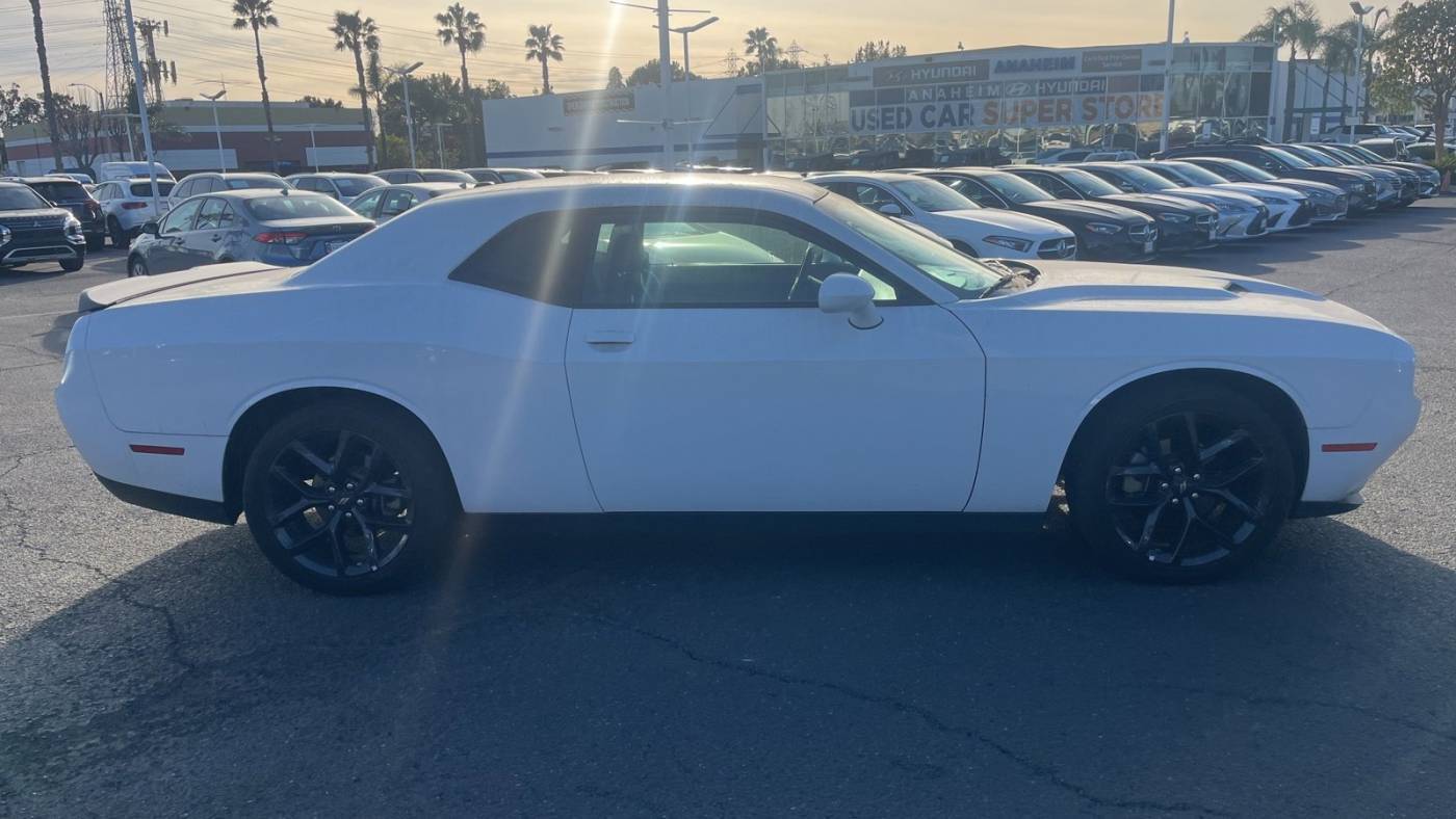 2022 Dodge Challenger SXT — Coupe — 61,379 mi — Anaheim, CA