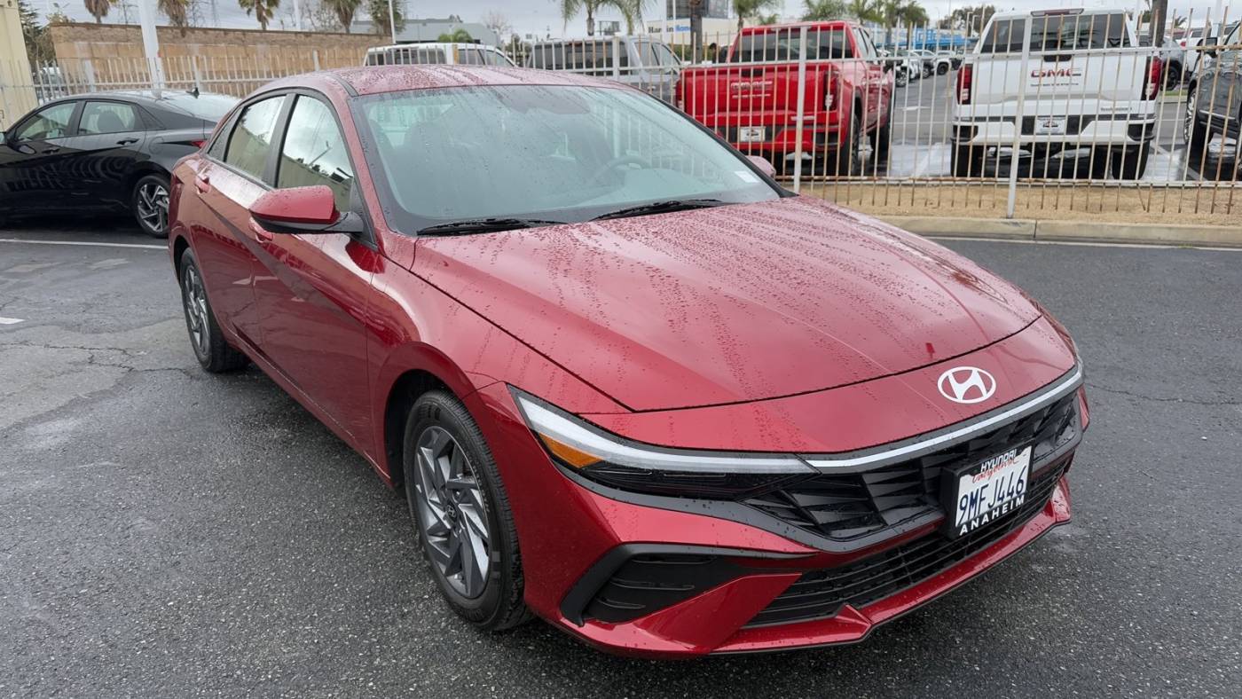 2024 Hyundai Elantra SEL — Sedan — 5,470 mi — Anaheim, CA