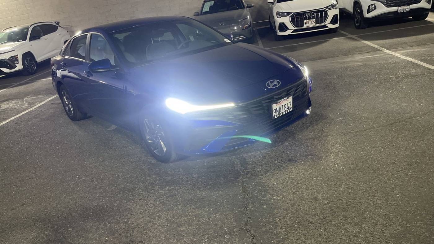 2024 Hyundai Elantra Hybrid Blue — Sedan — 9,430 mi — Anaheim, CA