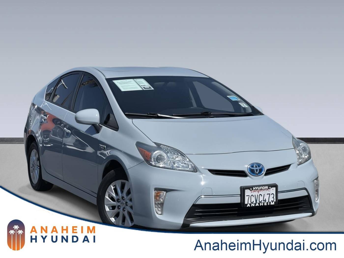 2013 Toyota Prius Advanced — Hatchback — 114,186 mi — Anaheim, CA