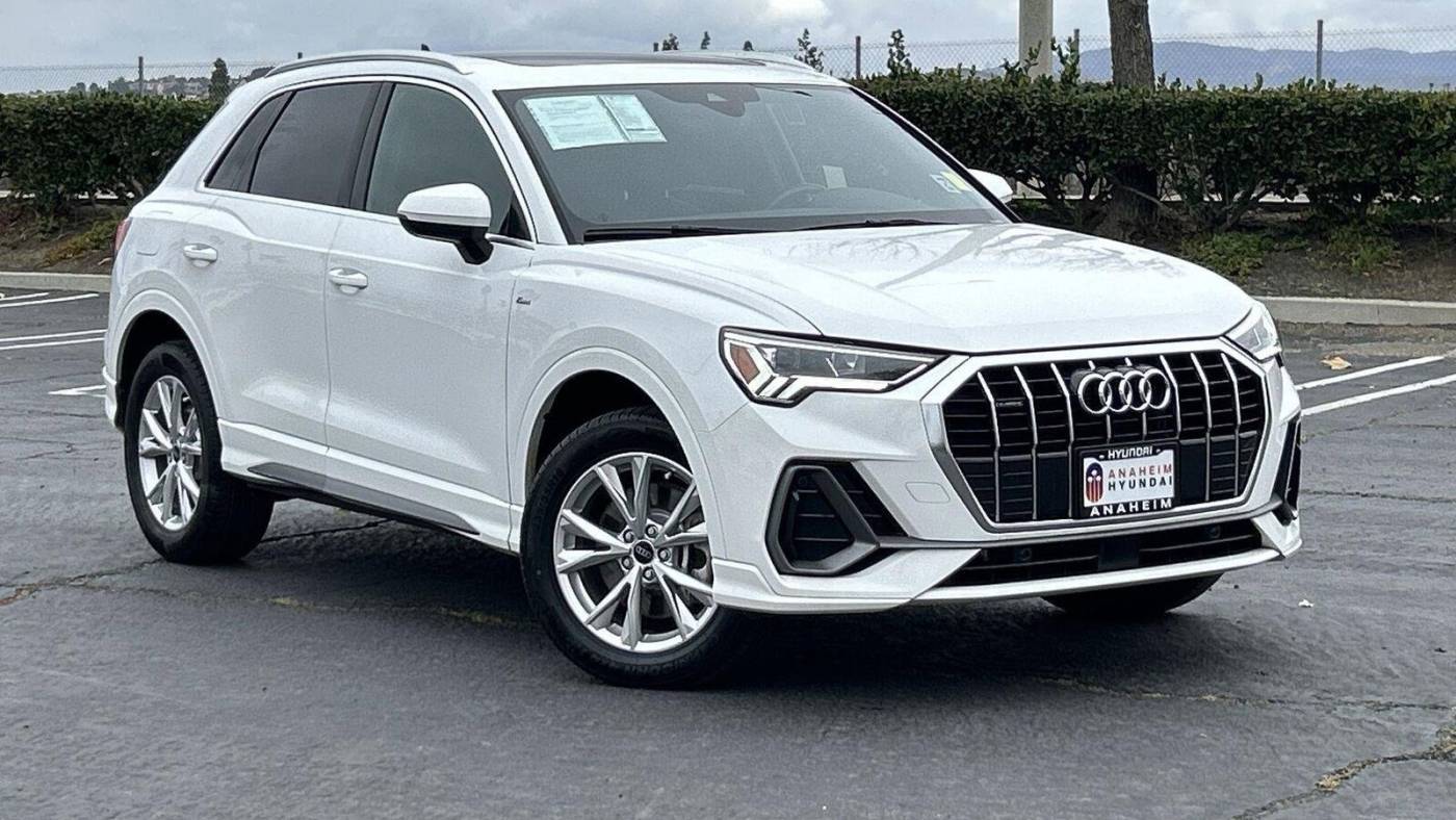 2023 Audi Q3 quattro S line Premium 45 TFSI