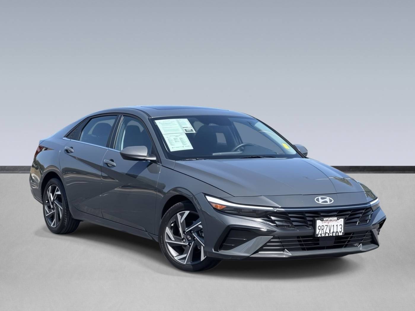 2024 Hyundai Elantra SEL — Sedan — 3,846 mi — Anaheim, CA